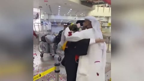 مناور الراجحي يفسر «واقعة المطار»: روان أسعدت أسرتي لأول مرة منذ 7 سنوات