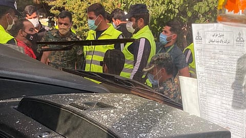 بالفيديو.. هجوم بالقنابل الحارقة على حافلة بيرسبوليس الإيراني