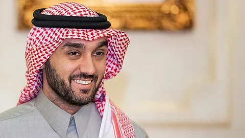 الأمير عبدالعزيز بن تركي يبحث سبل التعاون مع وزير الشباب والرياضة المصري