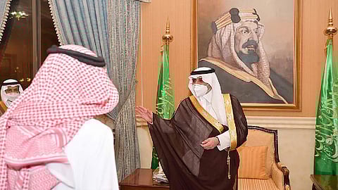 مواطن يتنازل عن قاتل ابنه.. وأمير تبوك: موقف إنساني نبيل
