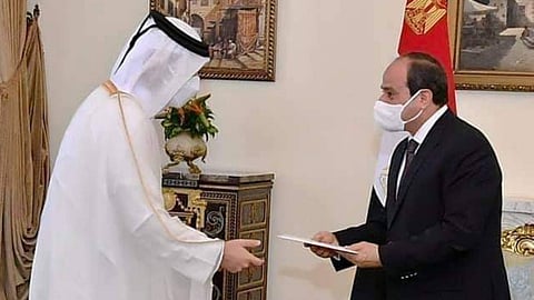 أمير قطر يدعو الرئيس عبدالفتاح السيسي لزيارة الدوحة
