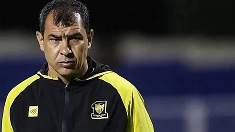 كاريلي: اتفقت مع إدارة الاتحاد على تجديد التعاقد لموسم جديد