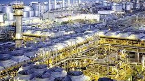 هيئة الاستثمار الكويتية تستحوذ على حصة «البترول» في المحفظة الوطنية