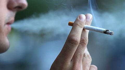 وكيل «الصحة» يحذر من جائحة من نوع آخر: التدخين سبب وفاة شخص من كل 5