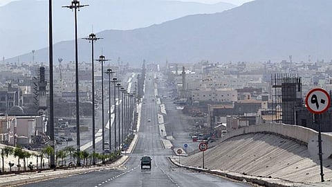 الوطني للأرصاد ينبه إلى سحب رعدية على المدينة المنورة وحائل