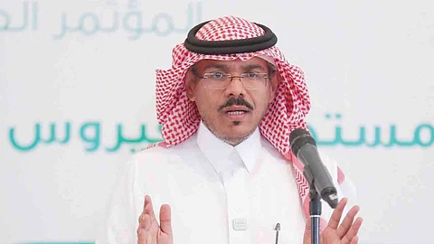 «الصحة» تحذر من كورونا: الإصابة به تتسبب بالدخول في حالات حرجة وإلى الوفاة