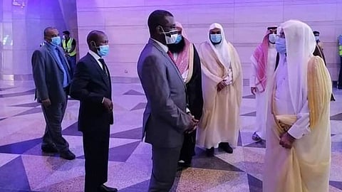 آل الشيخ يبحث ونظيره السوداني مكافحة التطرف وتعزيز الخطاب الديني المعتدل