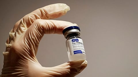 البحرين تتسلم دفعة من لقاح «سبوتنيك» المضاد لكورونا