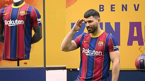 بعد انضمامه.. أجويرو: برشلونة الأفضل في العالم