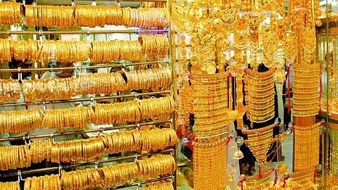 تراجع أسعار الذهب في السعودية.. والعيار يبدأ بـ133.21 ريال