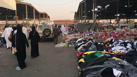 سوق «الصواريخ» بجدة.. بؤرة لانتشار العدوى وسط إجراءات احترازية منعدمة