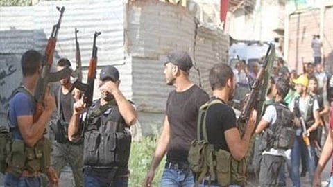 قتيل وجرحى في اشتباكات بمخيم للاجئين الفلسطينيين بلبنان