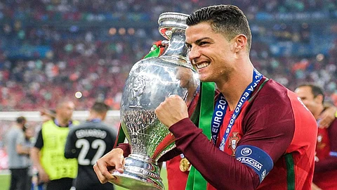 انهيار «تيكي تاكا».. ويورو 2016 تضع حدًا لهيمنة الإسبان