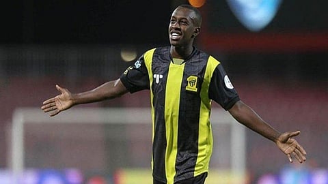 النصر والشباب يطاردان سعود عبدالحميد.. والاتحاد يحاول تأمينه