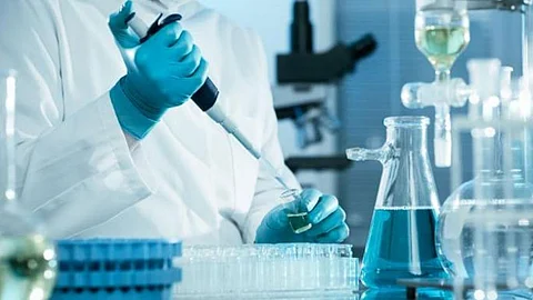 اكتشاف عقارين واعدين لعلاج كورونا..أحدهما للالتهاب والآخر للإيدز