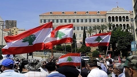 لبنان.. اعتصام أمام المصرف المركزي للمطالبة بعدم المساس بالودائع
