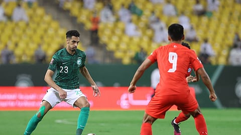 التعادل السلبي يحسم «الشوط الأول» من مواجهة الأخضر وسنغافورة