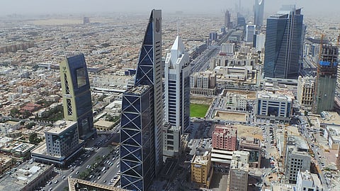 الزعاق: بداية موسم «التويبع» الأربعاء.. ويسبقه رياح «البوارح»