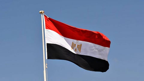 مصر تؤكد تضامنها مع السعودية وتدين استهداف الحوثي مدرسة بعسير
