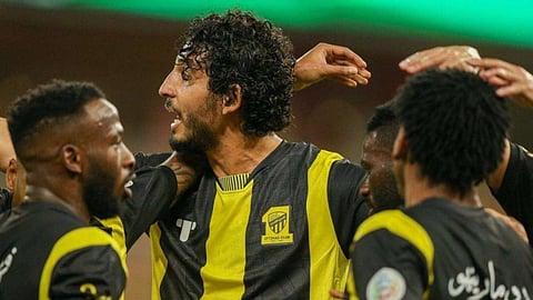 أحمد حجازي يقترب من ترميم دفاع الفراعنة في طوكيو 2020