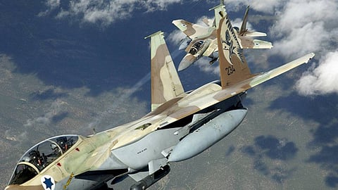 الطيران الإسرائيلي يقصف موقعًا لـ«حماس» شمال غزة