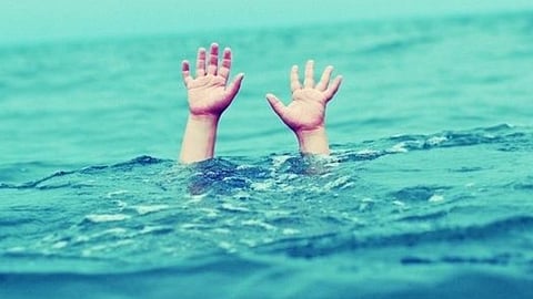 «الصحة»: 5 إرشادات للتقليل من حوادث غرق الأطفال خلال التنزه