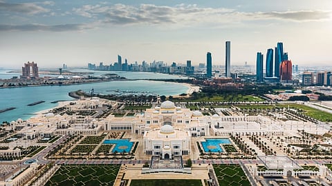 أبوظبي ترحب بالزوار القادمين من السعودية
