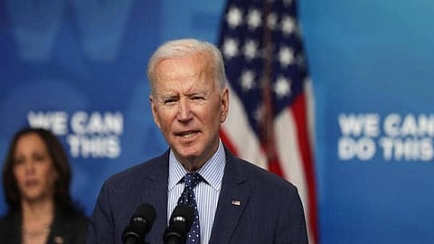 بايدن يعلن الطوارئ بعد انهيار «مجمع فلوريدا» وفقدان 99 شخصًا