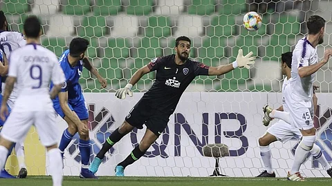 «استقلال إيران» يختار دبي لمواجهة الهلال كحل بديل