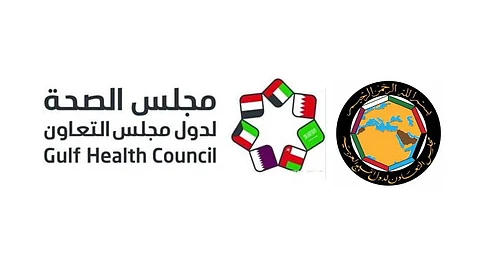 «الصحة الخليجي» يقارن بين تحصين 100 مليون شخص من عدمه