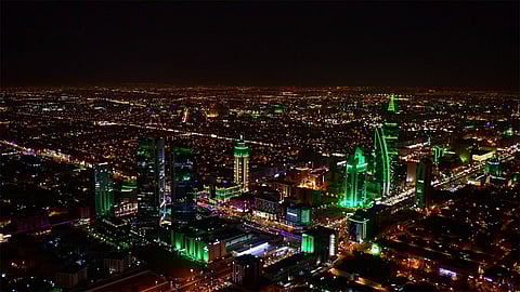 أخبار السعودية.. جرعة كورونا الثانية إلزامية للحج.. ولا تغريم لغير المحصنين