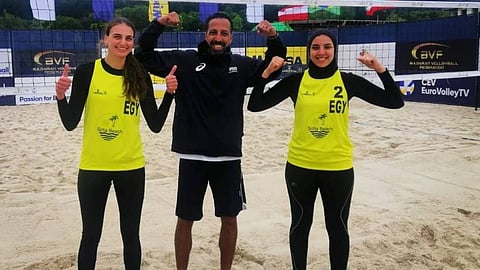 كورونا يطيح بسيدات مصر للكرة الشاطئية من الدورة الأولمبية