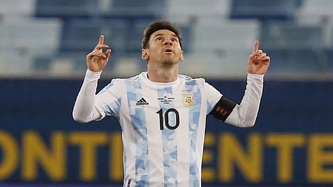 ميسي يتخطى ماسكيرانو ويقتنص لقب عميد لاعبي منتخب الأرجنتين