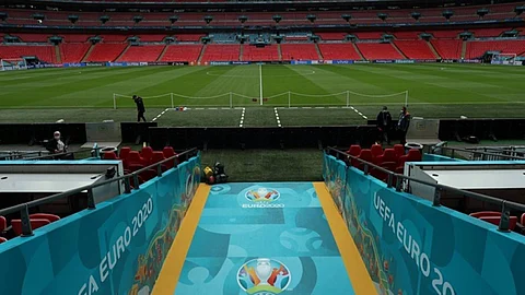ألمانيا تفتح النار على «يويفا» بسبب ملعب ويمبلي