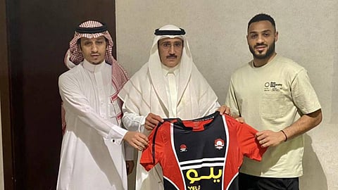 محمد سالم يرمِّم دفاع الرائد حتى صيف 2023