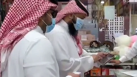 المحلل المالي حمد العليان: لا غنى عن العملات الورقية في المستقبل