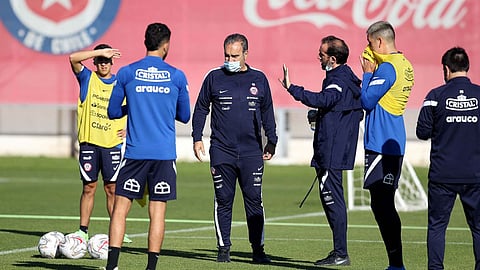 لاسارتي يضع روشتة فوز تشيلي على البرازيل في كوبا أمريكا