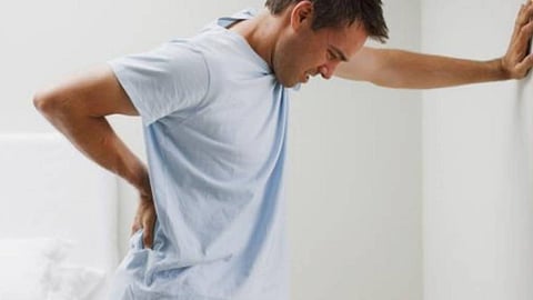 4 أعراض تنذر بسرطان المثانة