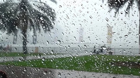 الحيزان يتوقع هطول أمطار على جازان ومكة خلال ساعات