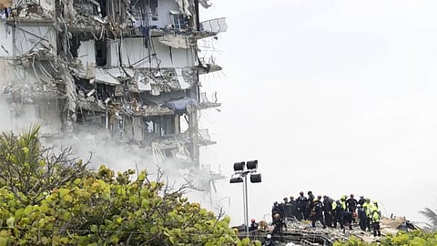 ارتفاع حصيلة ضحايا مبنى فلوريدا المنهار إلى 46 قتيلًا