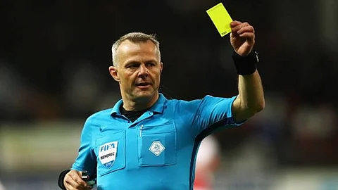 «حكم نهائي يورو 2020».. مليونير هولندي ورث المهنة عن والده