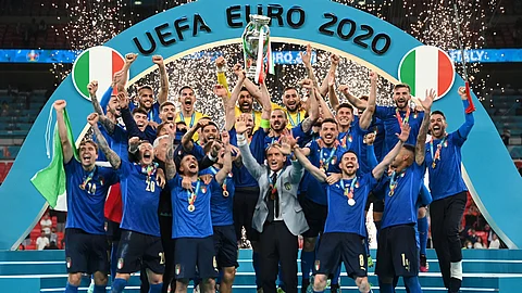 بابا الفاتيكان سعيد بفوز إيطاليا والأرجنتين في «يورو 2020» و«كوبا أمريكا»