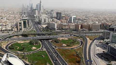 وزارة النقل: إغلاق جسر الخليج بالرياض باتجاه الغرب لمدة 7 أيام