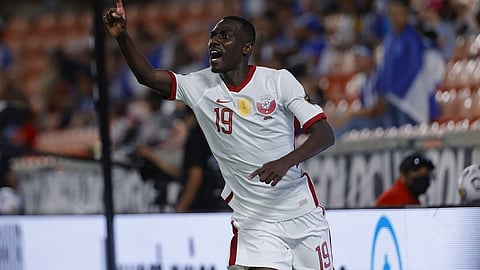 بالفيديو.. المعز علي يحقق رقمًا تاريخيًا في «الكأس الذهبية»