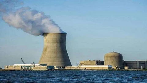 مصر تبدأ تصنيع أول أجزاء محطة الضبعة النووية الشهر المقبل