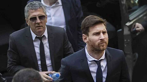 براءة ميسي من تهم التهرب الضريبي