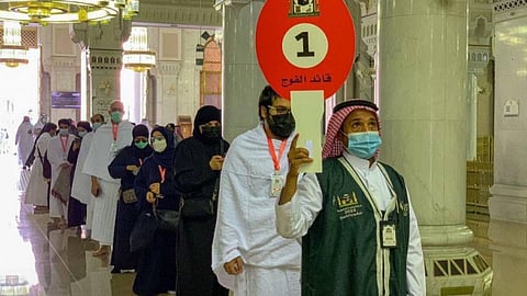 حشد 500 موظف وموظفة لاستقبال الحجاج بالمسجد الحرام
