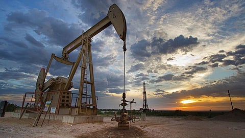 خبير اقتصادي: العالم يحتاج إلى زيادة إنتاج أوبك بلس