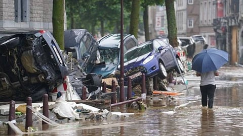 بالفيديو.. ناجون من فيضانات ألمانيا يروون تفاصيل مؤلمة عن الكارثة