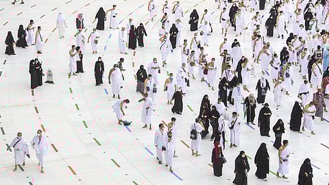 وزارة الصحة: لا إصابات بكورونا أو أمراض مؤثِّرة بين الحجاج